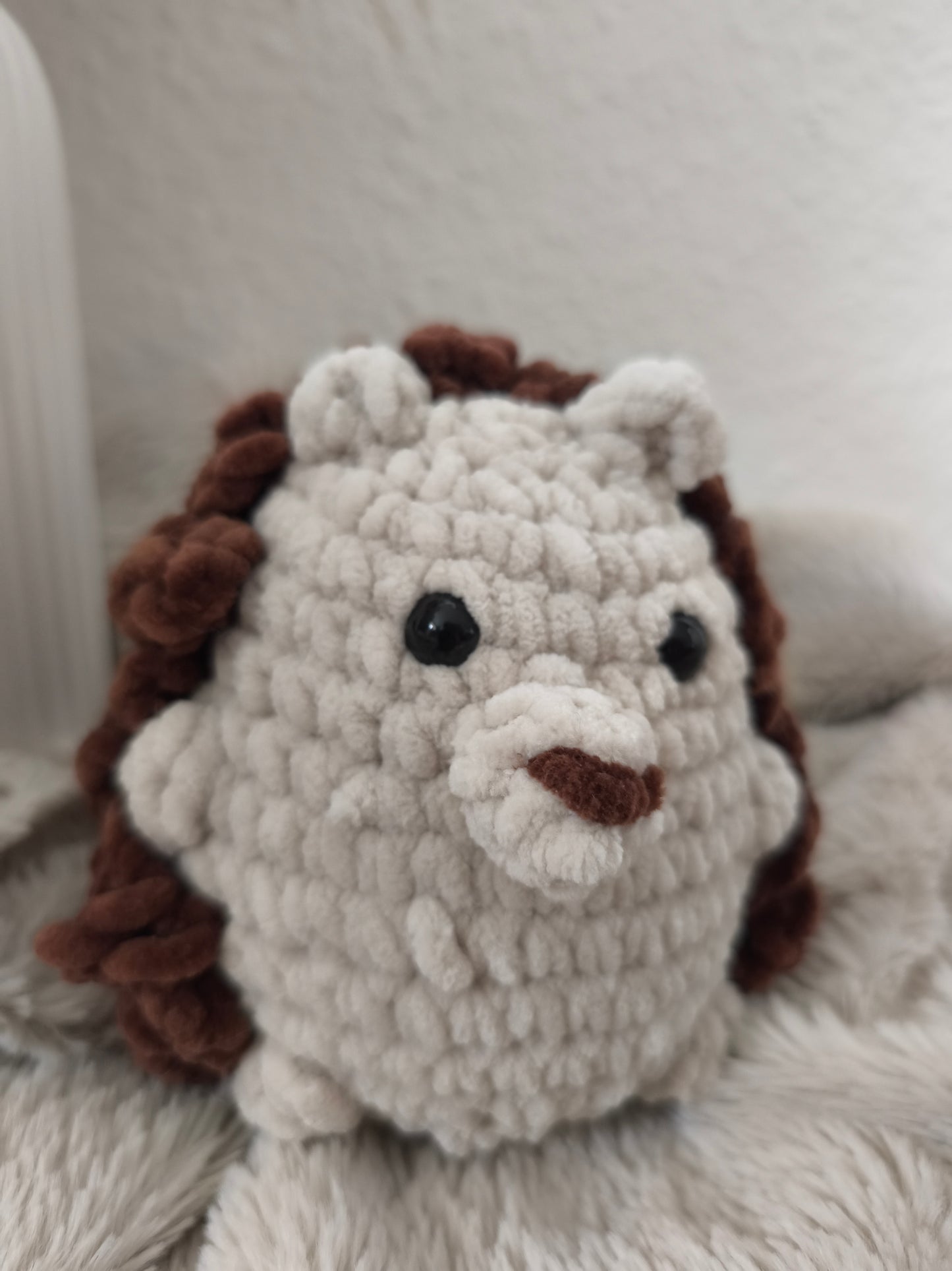 Selbstgehäkelter Igel